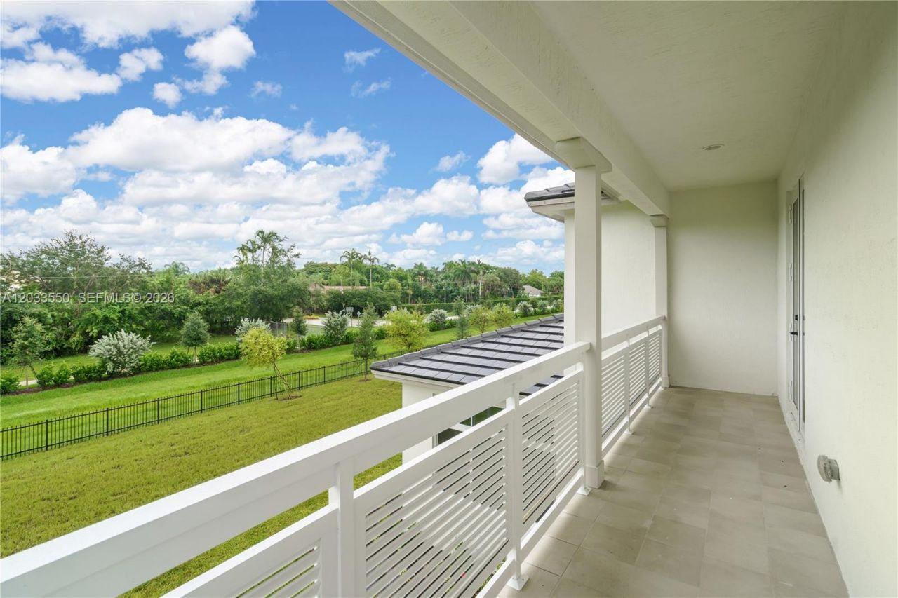 2210 SW 122nd Ter , Davie, FL 33325 Photo