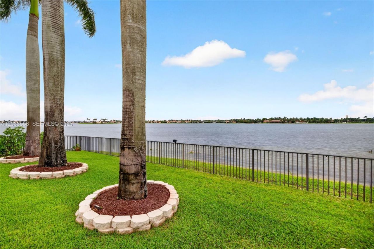 18611 SW 39th St , Miramar, FL 33029 Photo