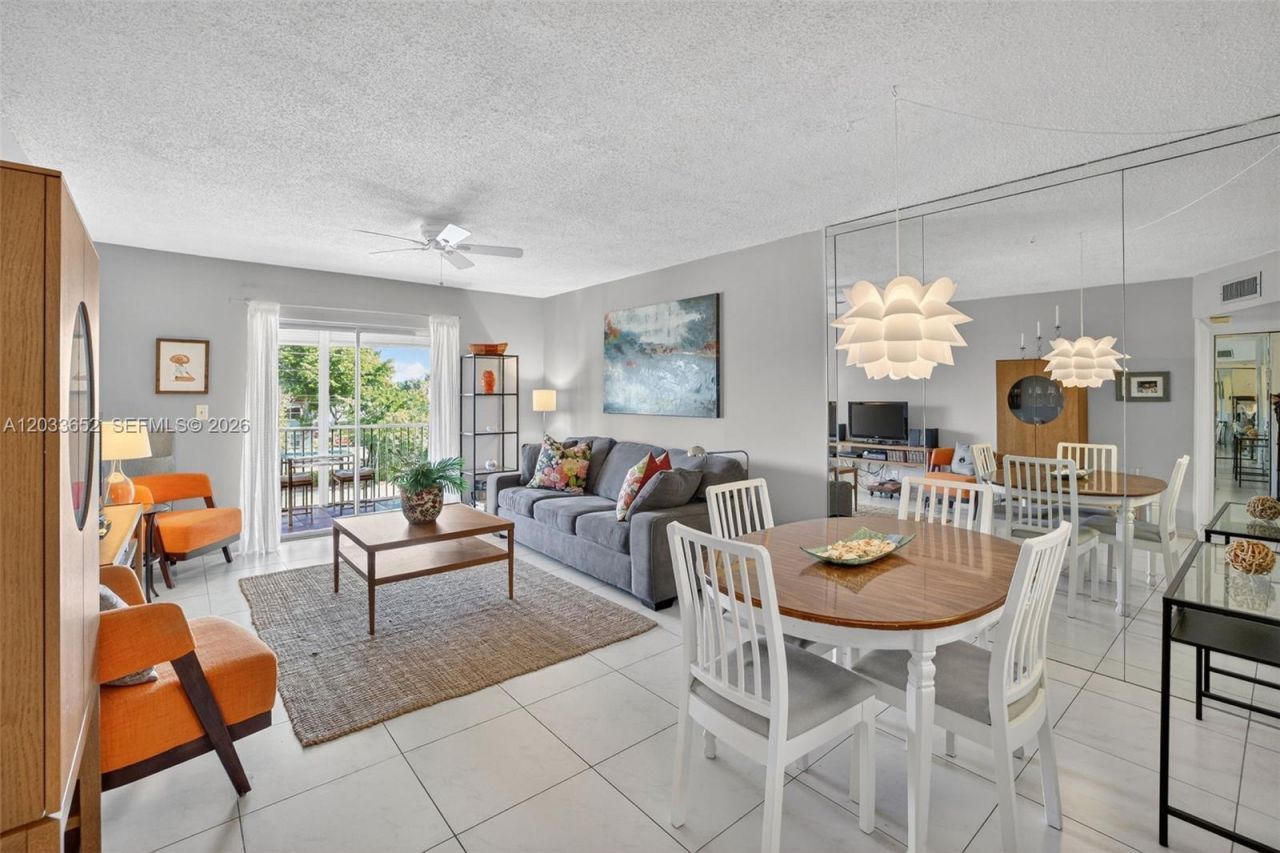 257 S Cypress Rd , Unit 436, Pompano Beach, FL 33060 Main Photo