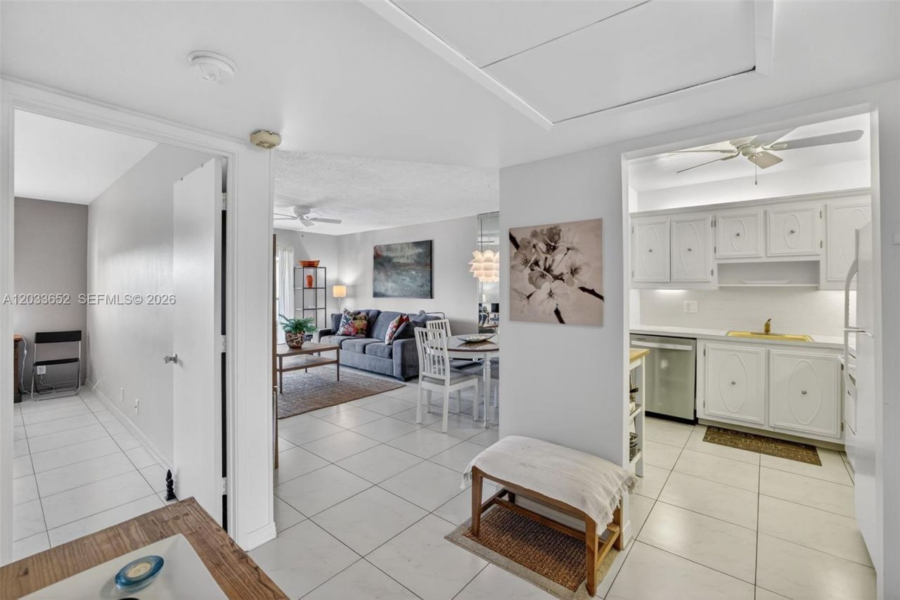 257 S Cypress Rd , Unit 436, Pompano Beach, FL 33060 Photo