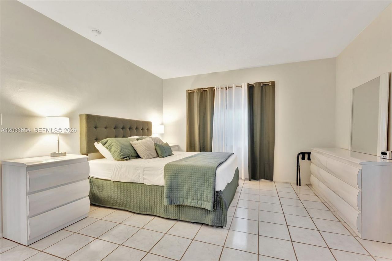 221 SE 9th Ave, Unit 102, Pompano Beach, FL 33060 Photo