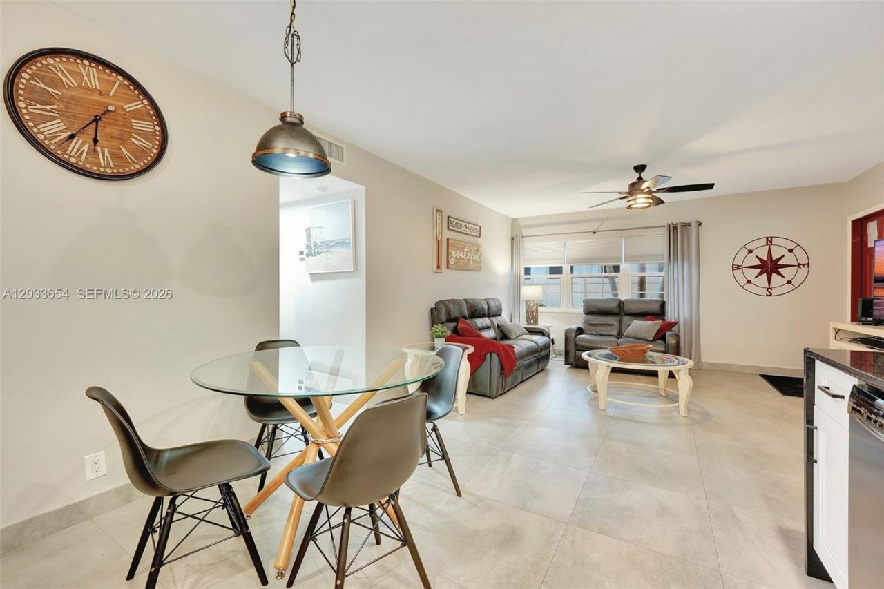 221 SE 9th Ave, Unit 102, Pompano Beach, FL 33060 Photo