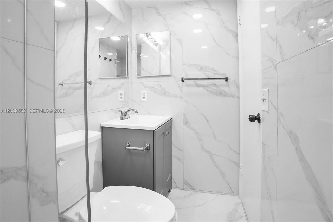 8852 W Mcnab Rd , Unit 205, Tamarac, FL 33321 Photo