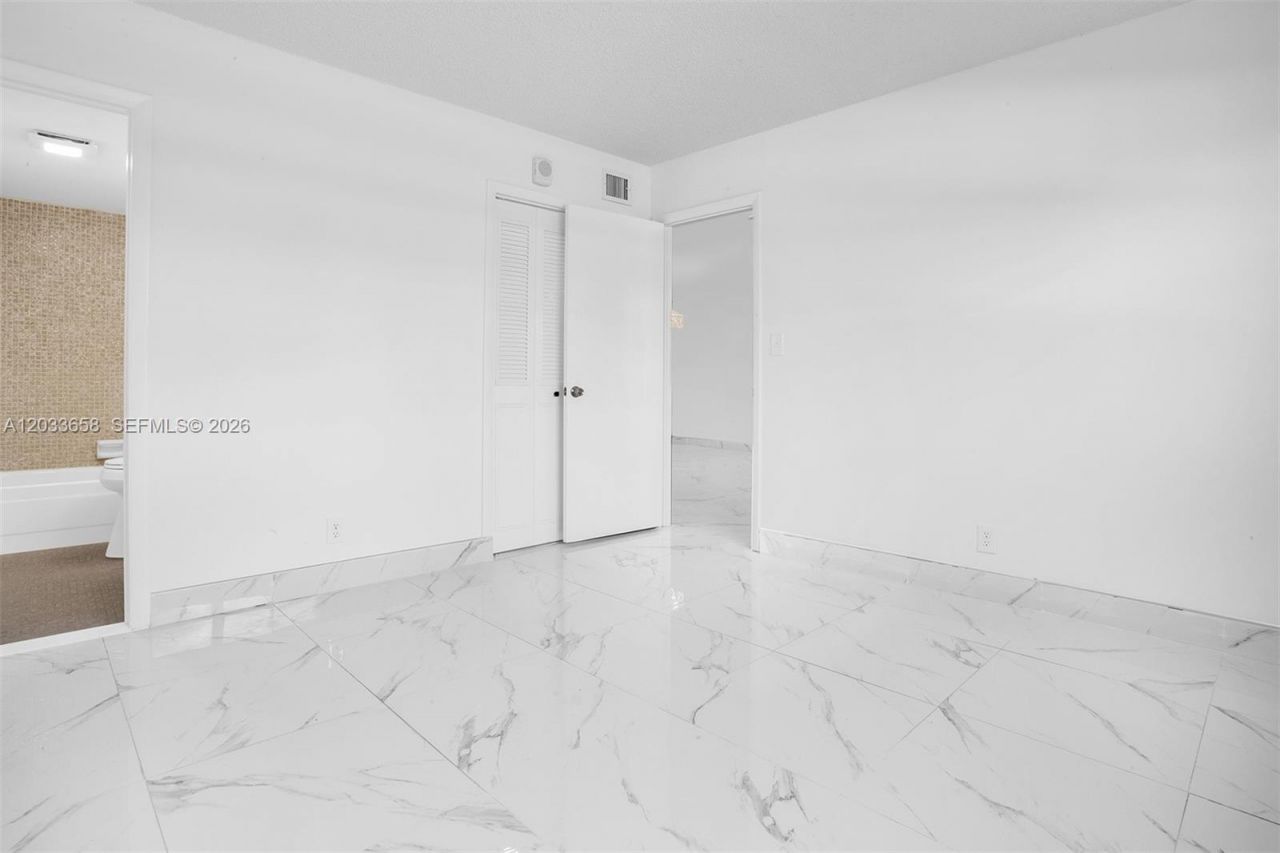 8852 W Mcnab Rd , Unit 205, Tamarac, FL 33321 Photo
