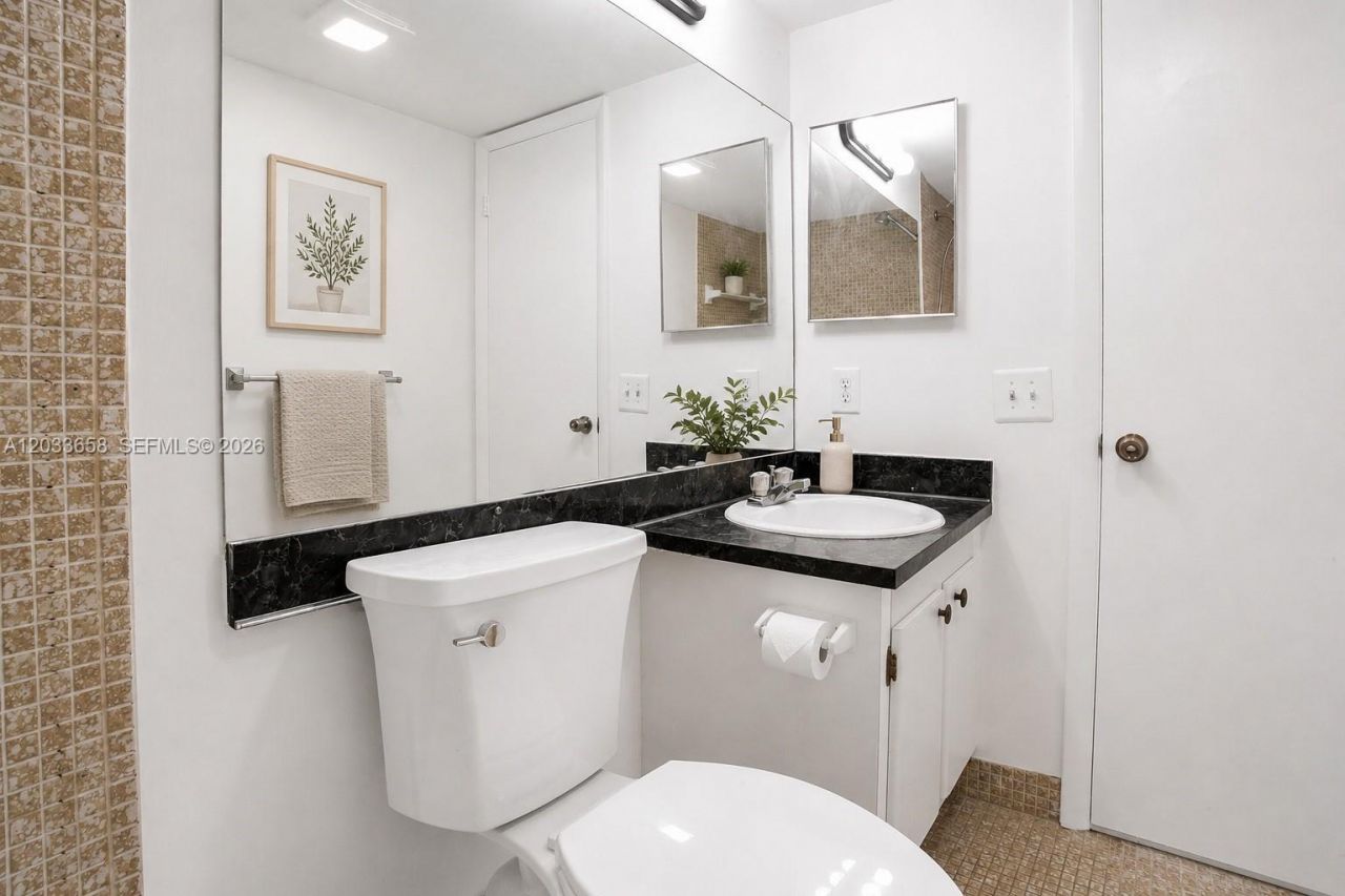 8852 W Mcnab Rd , Unit 205, Tamarac, FL 33321 Photo