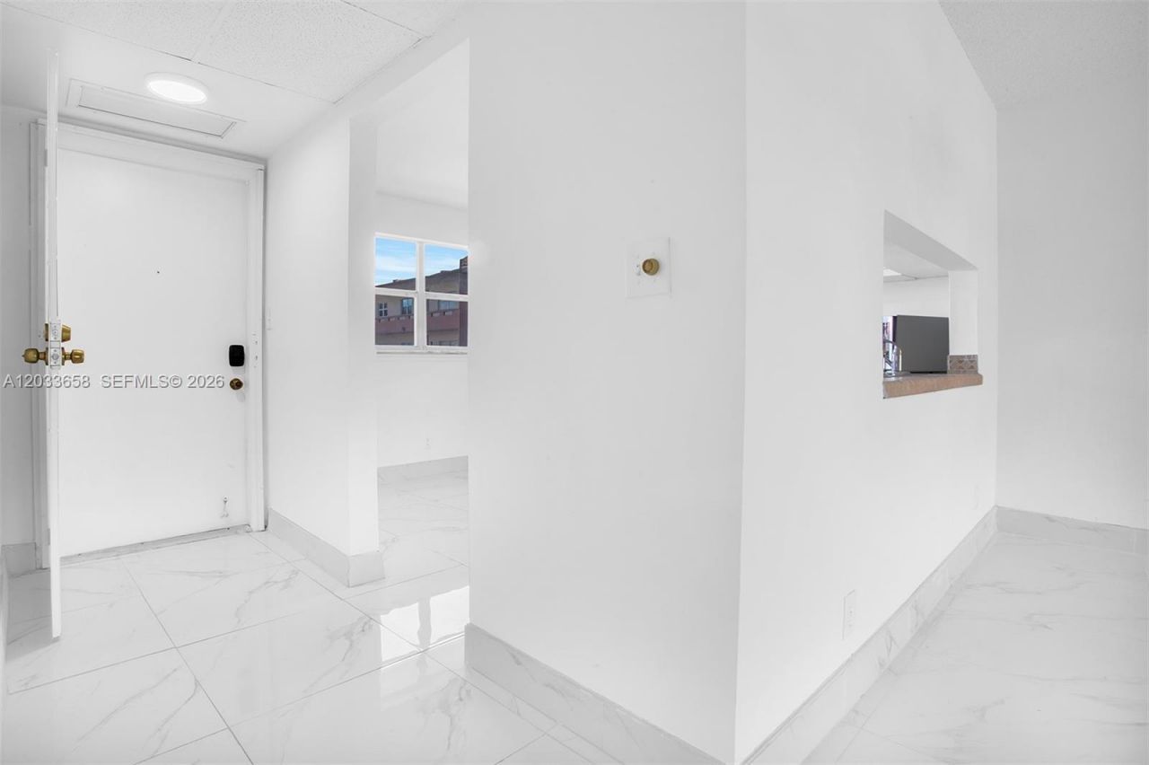 8852 W Mcnab Rd , Unit 205, Tamarac, FL 33321 Photo
