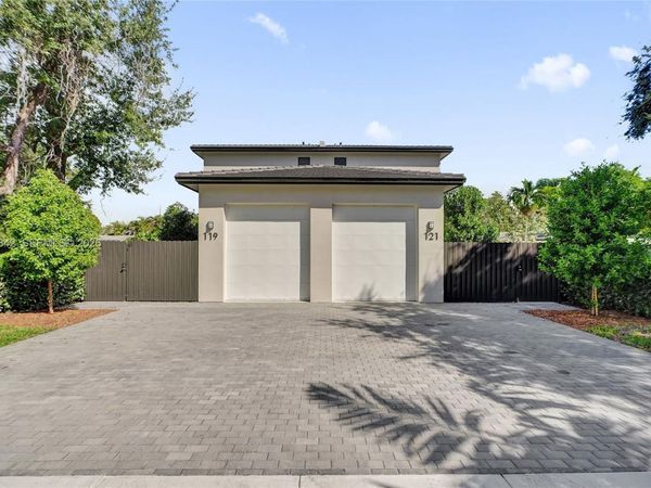119 NE 118th St , Miami, FL 33161