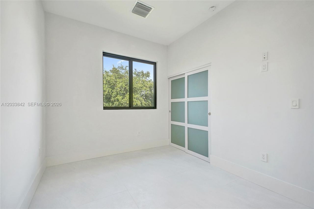 119 NE 118th St , Miami, FL 33161 Photo