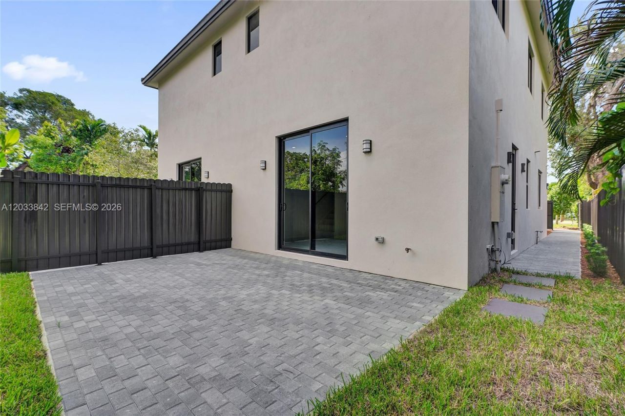 119 NE 118th St , Miami, FL 33161 Photo