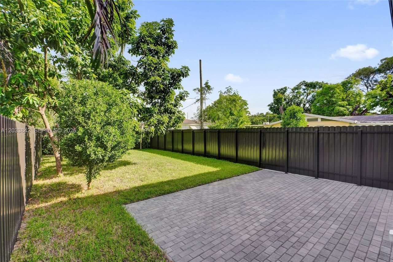 119 NE 118th St , Miami, FL 33161 Photo
