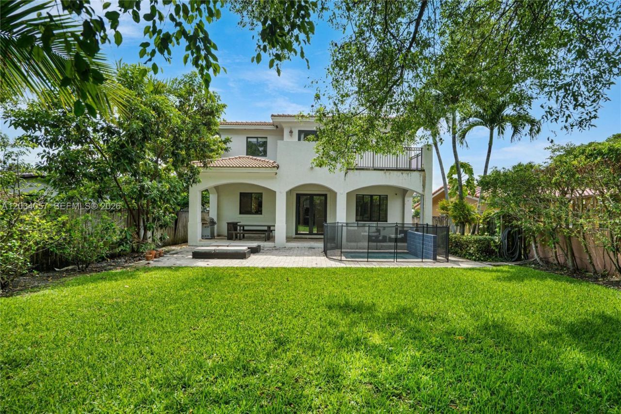 8919 NE 10th Ave , Miami, FL 33138 Photo