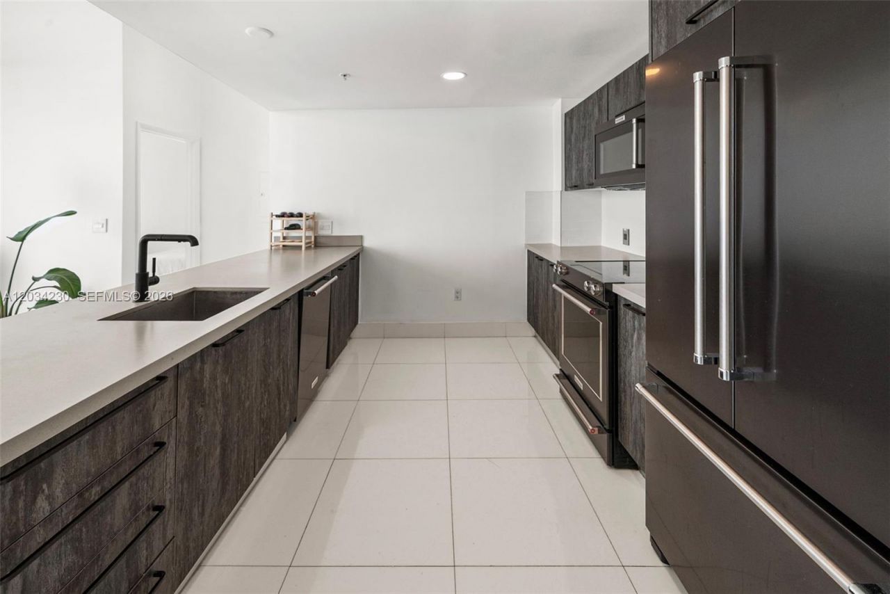 665 NE 25th St , Unit 802, Miami, FL 33137 Photo