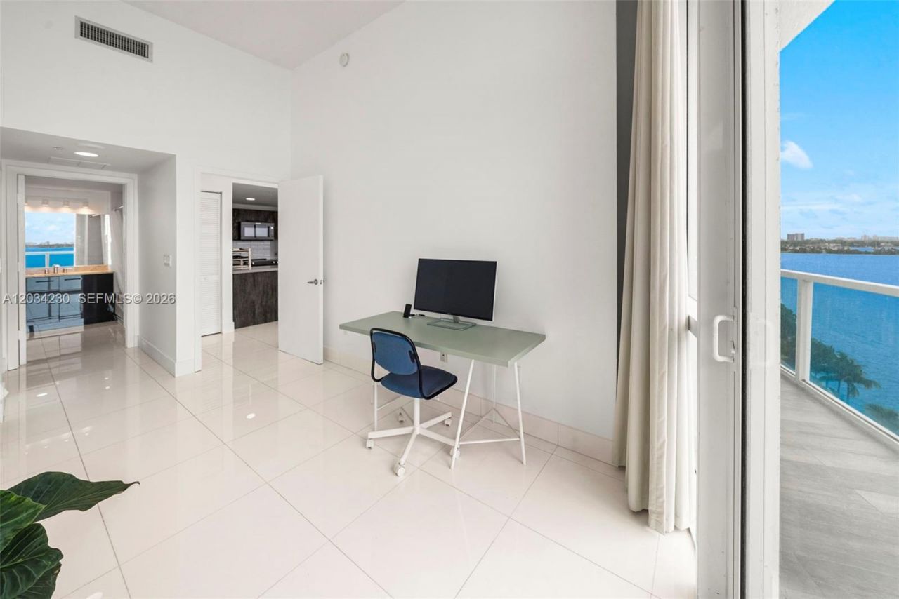 665 NE 25th St , Unit 802, Miami, FL 33137 Photo