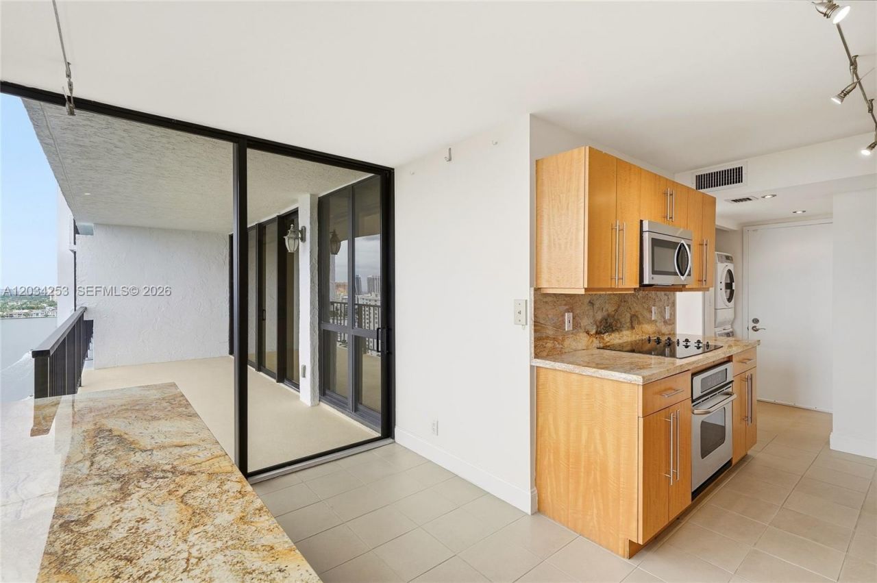 936 Intracoastal Dr , Unit 21B, Fort Lauderdale, FL 33304 Photo