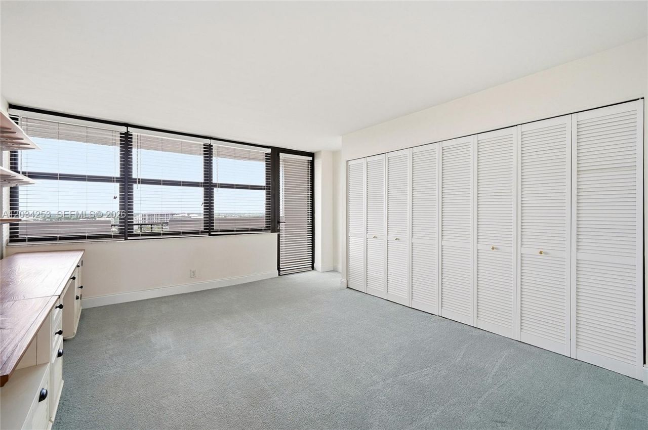 936 Intracoastal Dr , Unit 21B, Fort Lauderdale, FL 33304 Photo