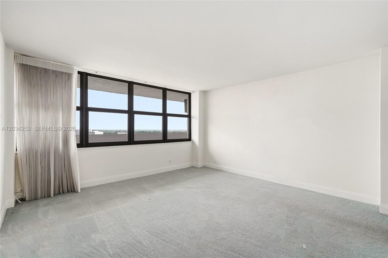 936 Intracoastal Dr , Unit 21B, Fort Lauderdale, FL 33304 Photo