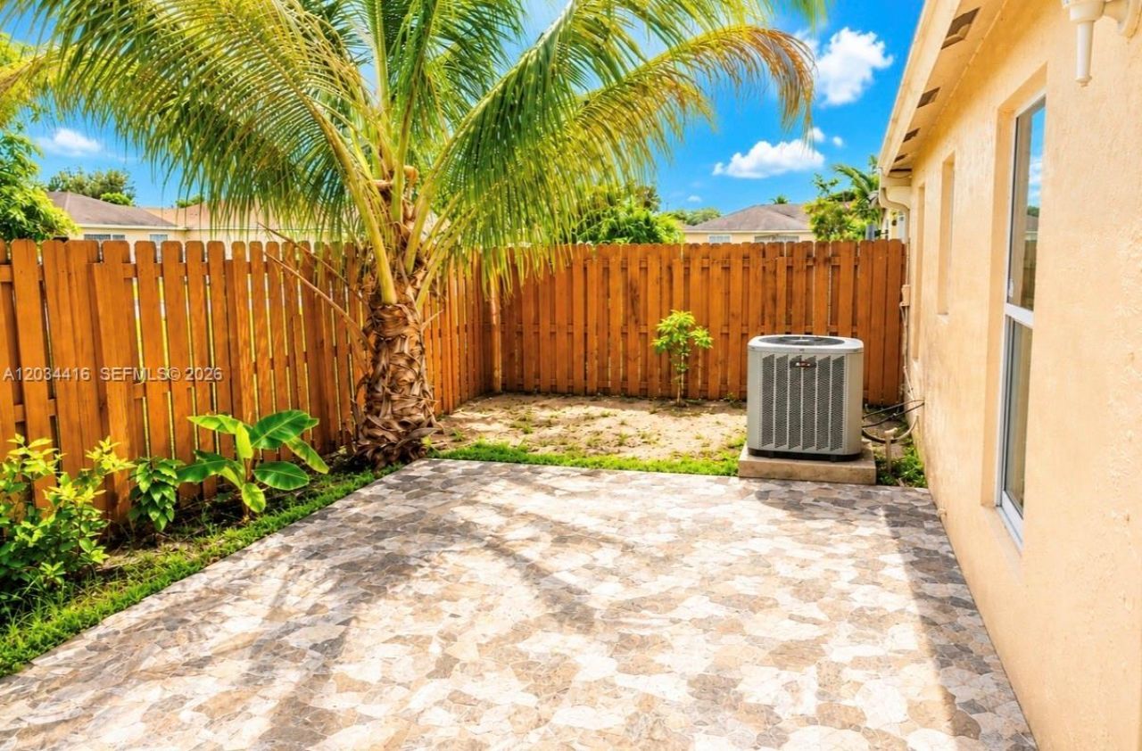 20103 NW 27th Cir , Miami Gardens, FL 33056 Photo