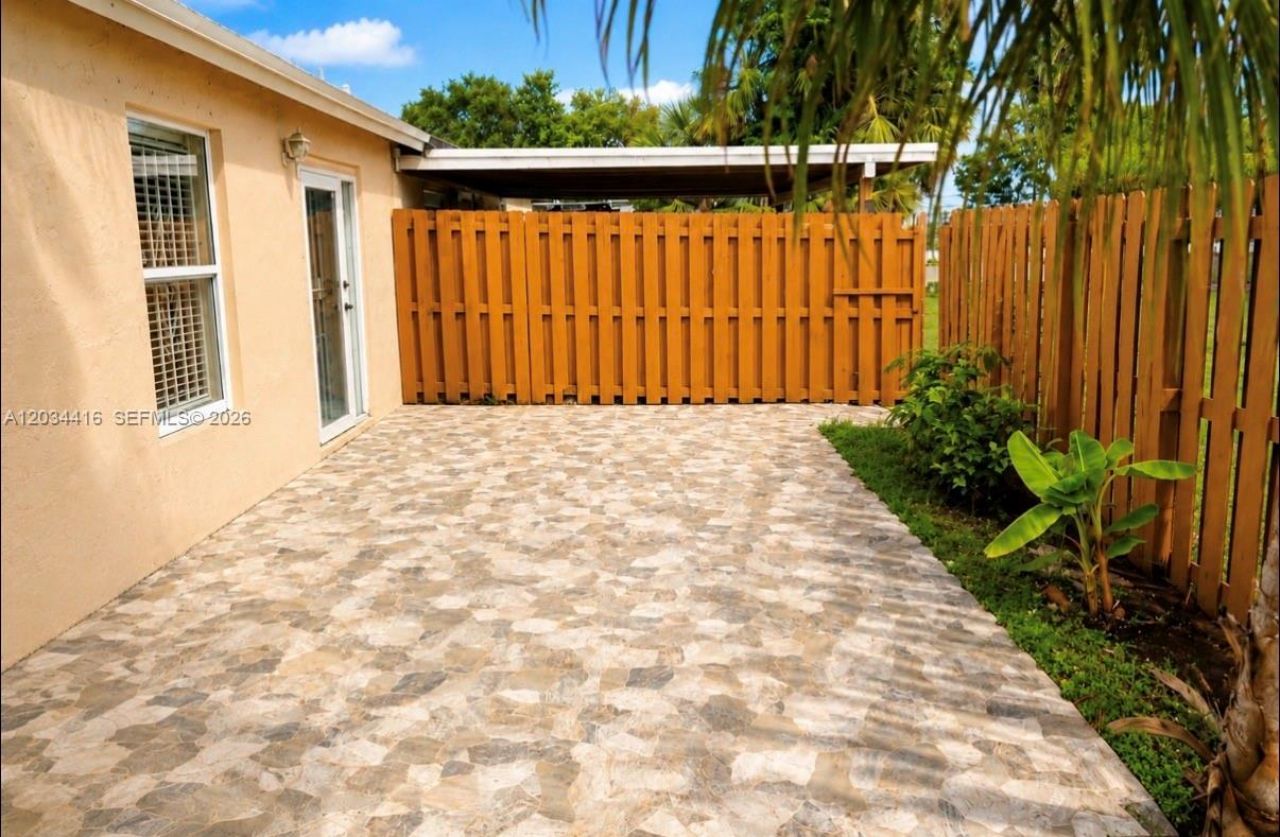 20103 NW 27th Cir , Miami Gardens, FL 33056 Photo
