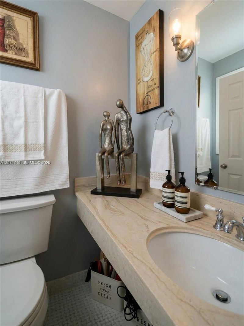1985 S Ocean Dr , Unit 2B, Hallandale Beach, FL 33009 Photo