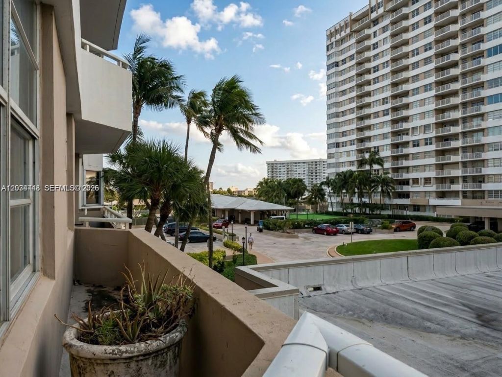 1985 S Ocean Dr , Unit 2B, Hallandale Beach, FL 33009 Photo
