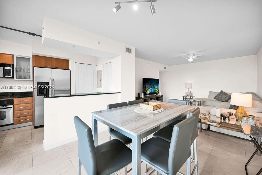 610 W Las Olas Blvd , Unit 312N, Fort Lauderdale, FL 33312 Photo