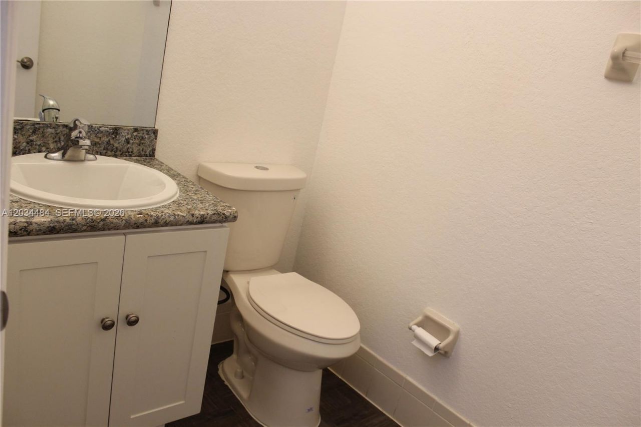 4445 SW 160th Ave , Unit 205, Miramar, FL 33027 Photo