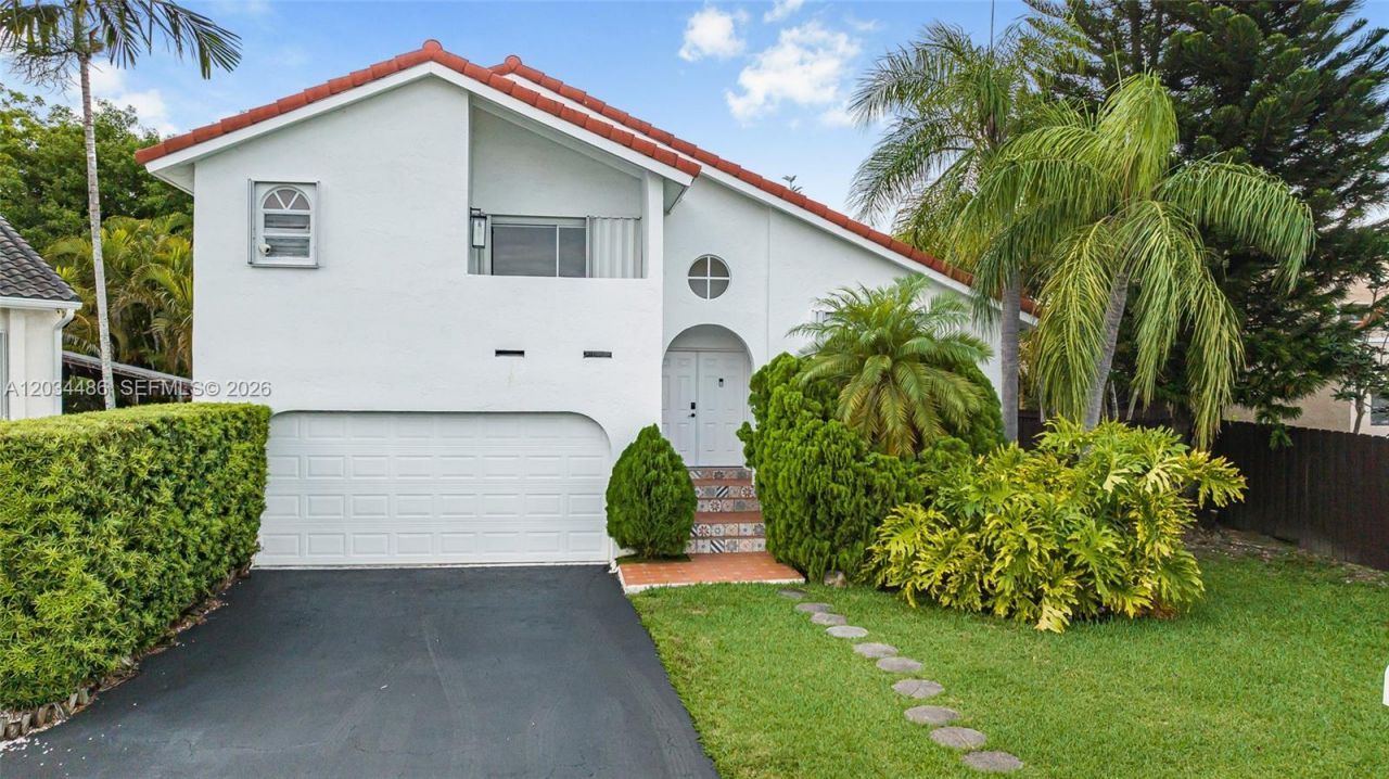 6768 SW 104th Ave, Miami, FL 33173 Photo