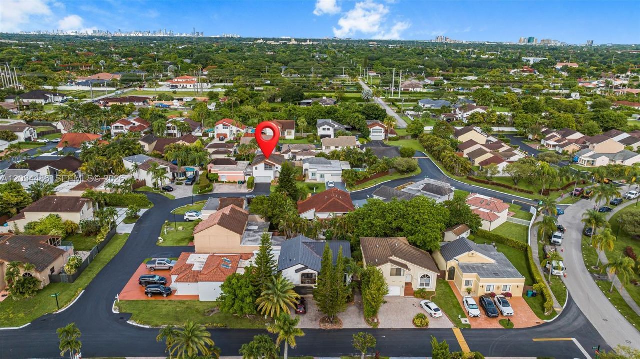 6768 SW 104th Ave, Miami, FL 33173 Photo
