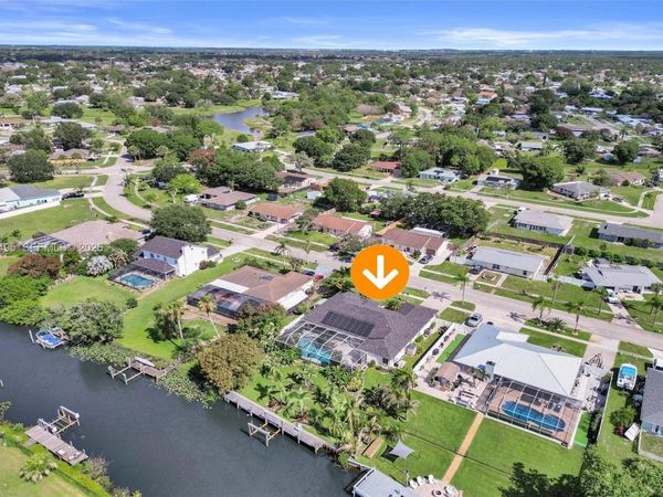 470 NE Cornwall , Port St. Lucie, FL 34983