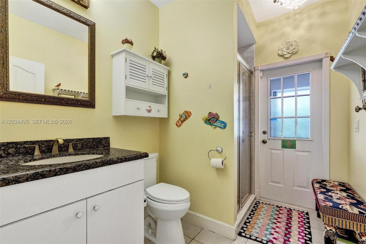 470 NE Cornwall , Port Saint Lucie, FL 34983 Photo