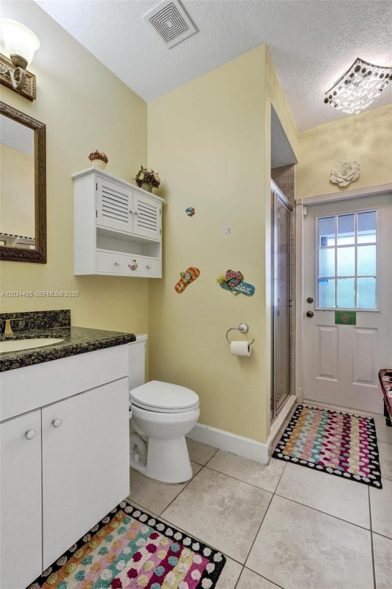 470 NE Cornwall , Port Saint Lucie, FL 34983 Photo