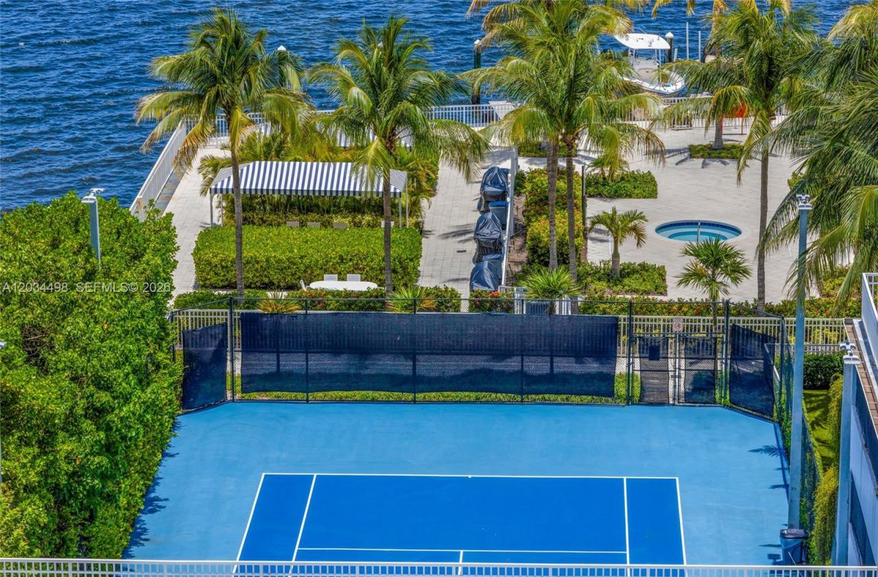 2101 Brickell Ave , Unit 605, Miami, FL 33129 Photo