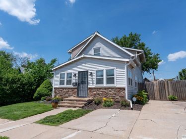 6310 Wirt Street, Omaha, NE 68104