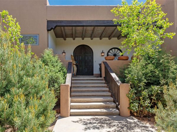 1327 Old Pecos Trail , Santa Fe, NM 87505