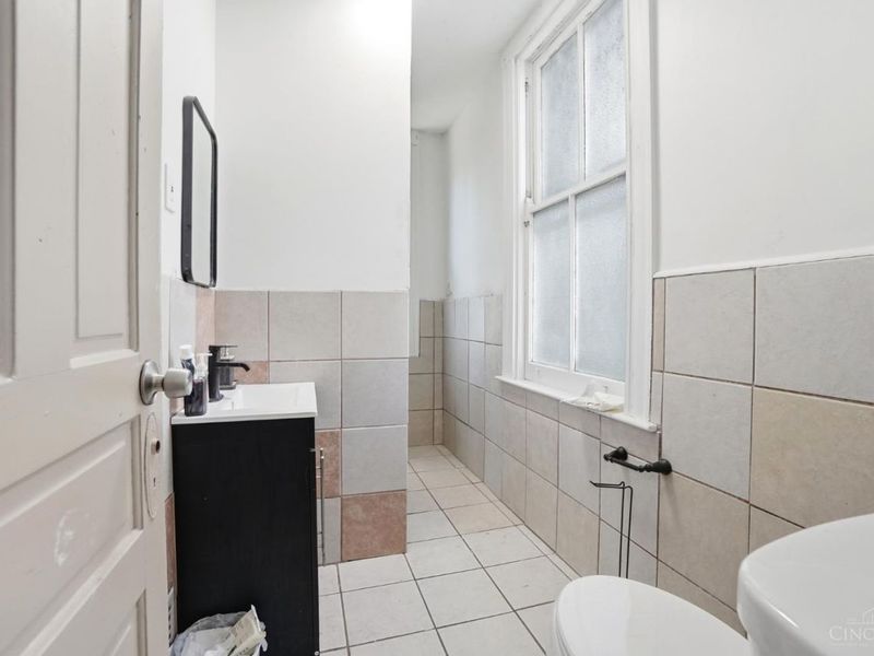 1141 Gilsey Avenue, Cincinnati, OH 45205 Photo 43