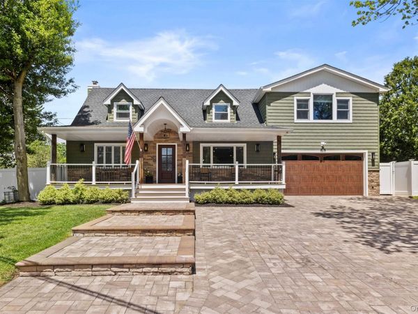 1 Aspen Avenue , Greenlawn, NY 11740