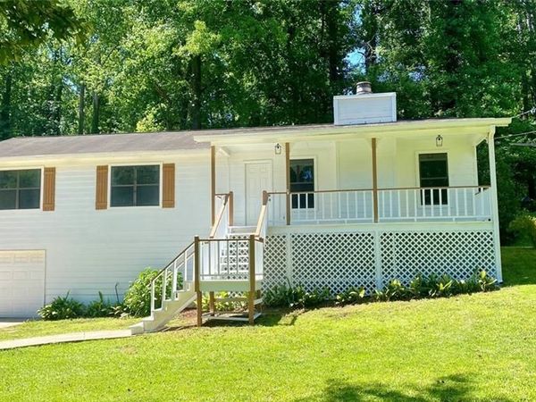 1807 Merry Oak Road SW, Marietta, GA 30008