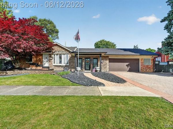 16244 Philomene Boulevard , Allen Park, MI 48101