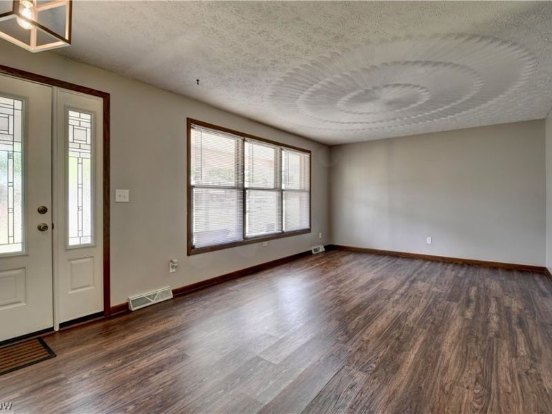 9722 Hess Mill Road NE, Bolivar, OH 44612 Photo 13