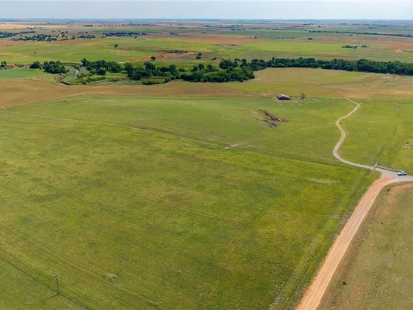 E Lawter Road, Weatherford, OK 73096