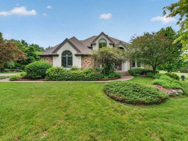 6359 Brandywood Trail, Sun Prairie, WI 53590
