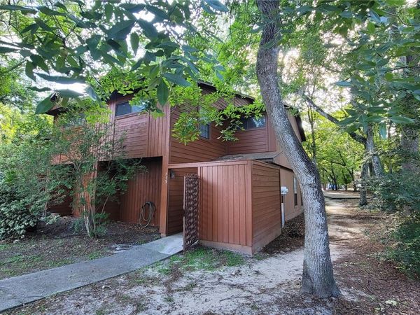 819 SW 57TH TERRACE , GAINESVILLE, FL 32607