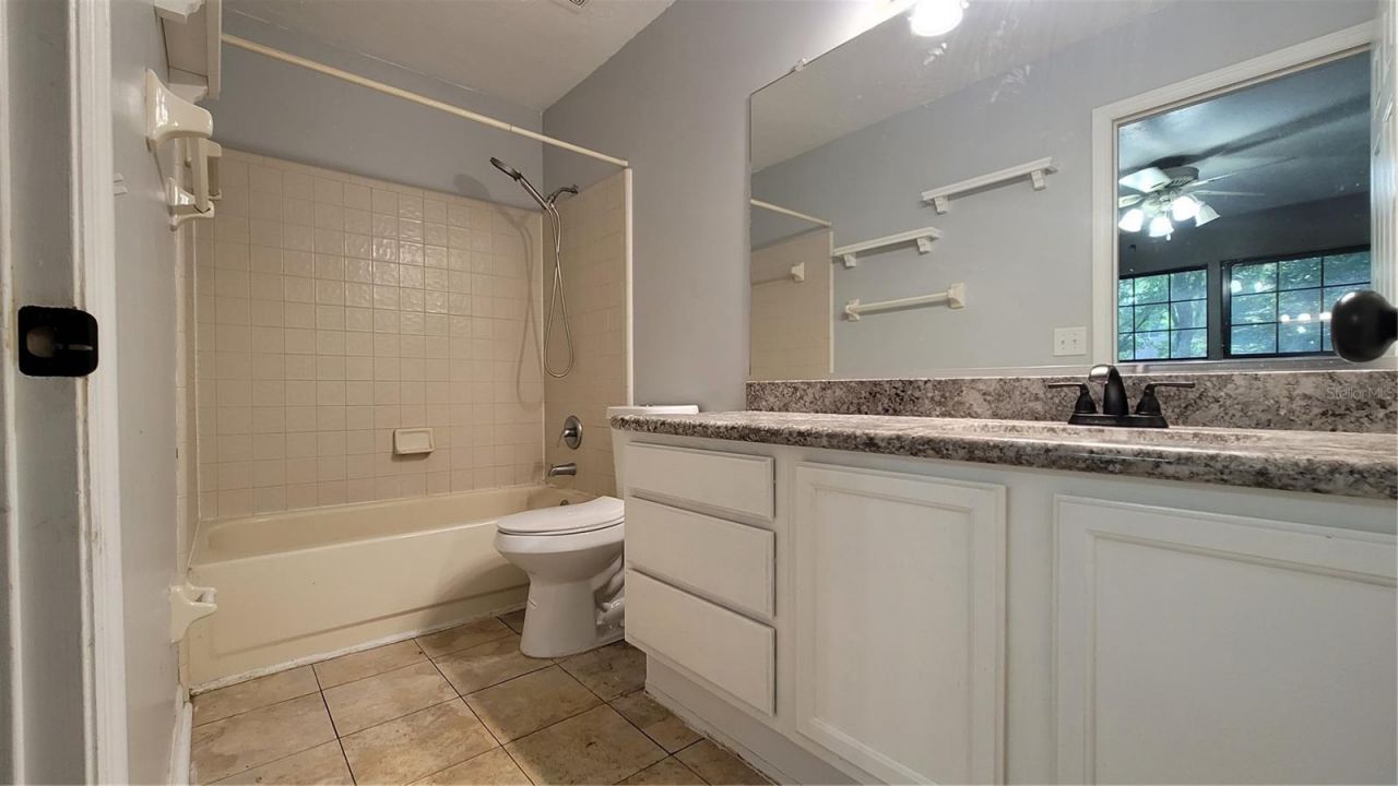 819 SW 57th Terrace , Gainesville, FL 32607 Photo