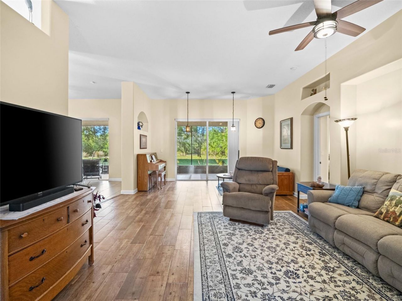 319 Gardendale Circle Se, Palm Bay, FL 32909 Photo
