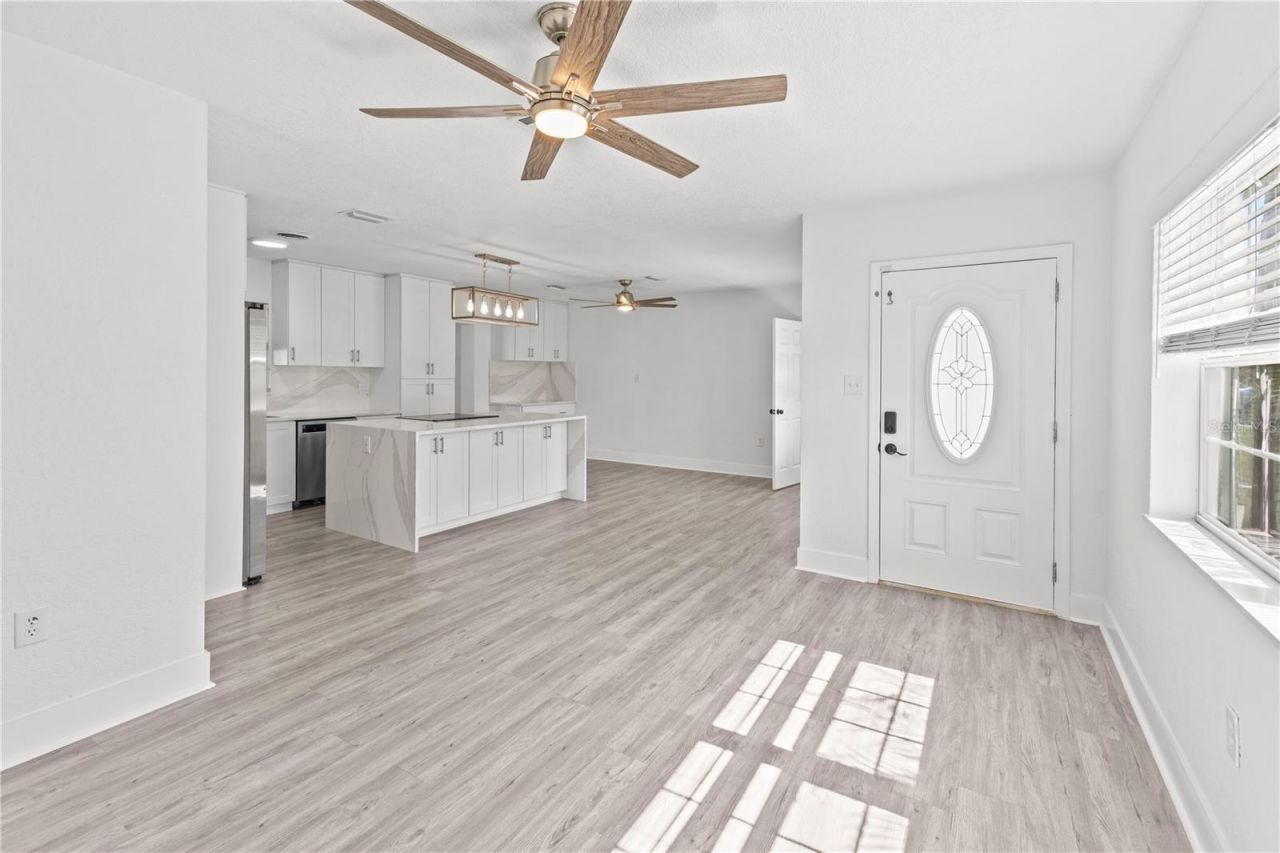 2090 75th Street N, Saint Petersburg, FL 33710 Photo