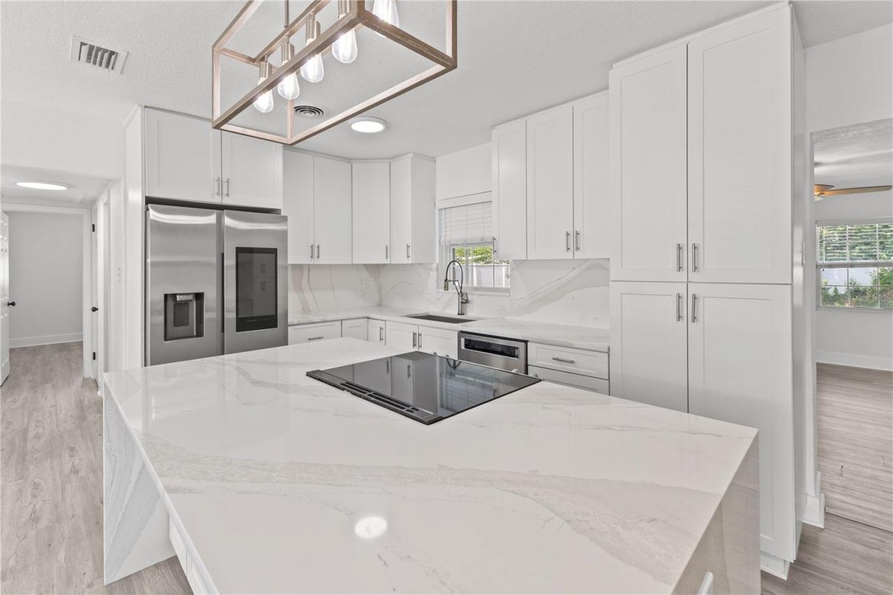 2090 75th Street N, Saint Petersburg, FL 33710 Photo