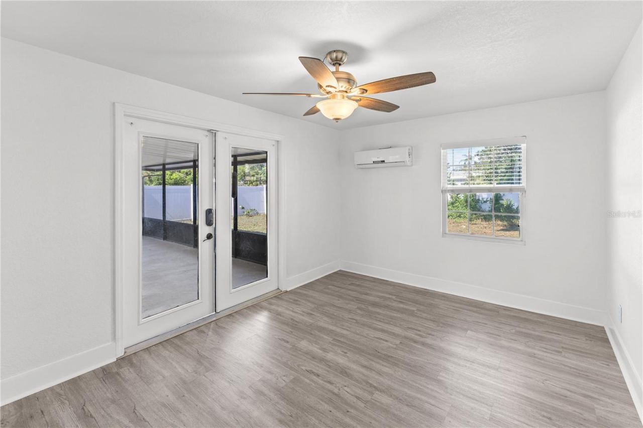 2090 75th Street N, Saint Petersburg, FL 33710 Photo