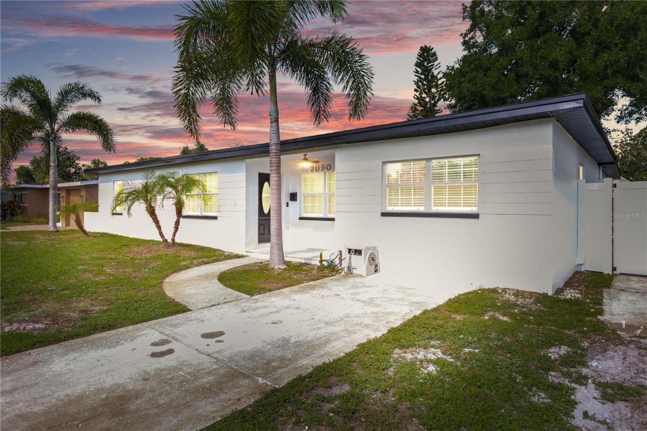 2090 75th Street N, Saint Petersburg, FL 33710 Photo