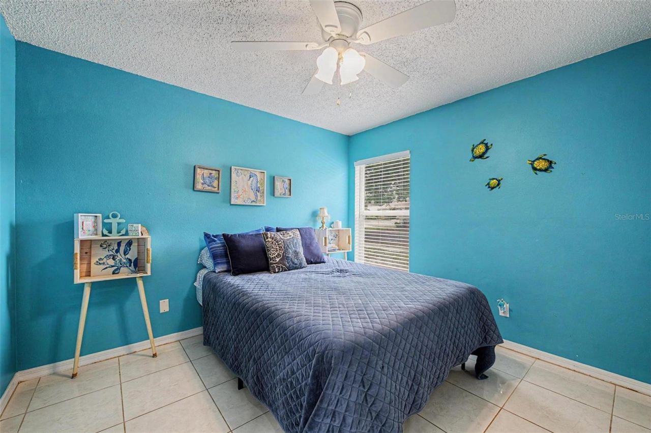 655 Sand Ridge Drive , Valrico, FL 33594 Photo