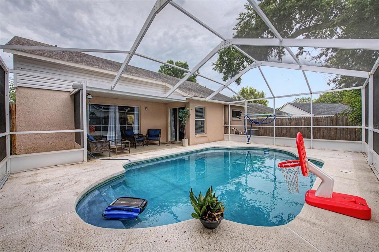 655 Sand Ridge Drive , Valrico, FL 33594 Photo
